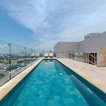 Spacious Loft - Rooftop Pool - Old City