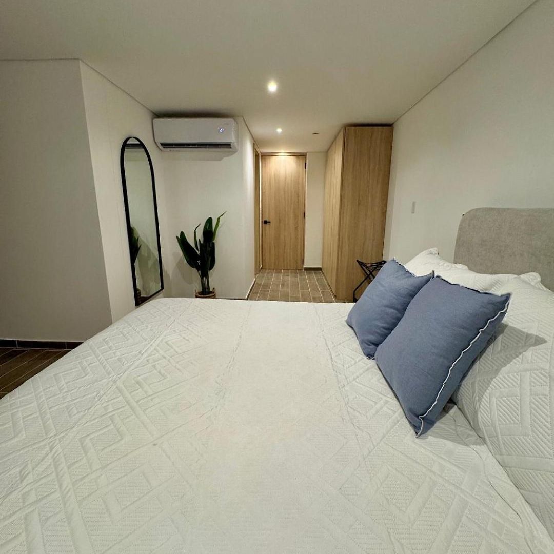 Apartamento Spacious Loft - Rooftop Pool - Old