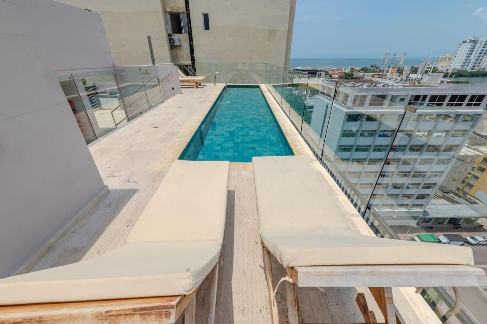 Spacious Loft - Rooftop Pool - Old * Cartagena