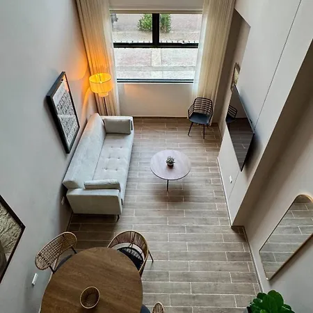 Apartamento Spacious Loft - Rooftop Pool - Old *