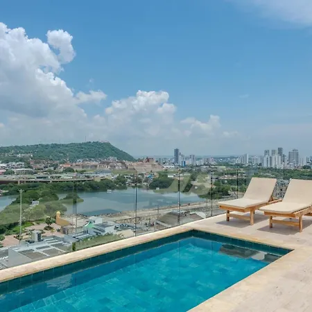 Spacious Loft - Rooftop Pool - Old Apartamento