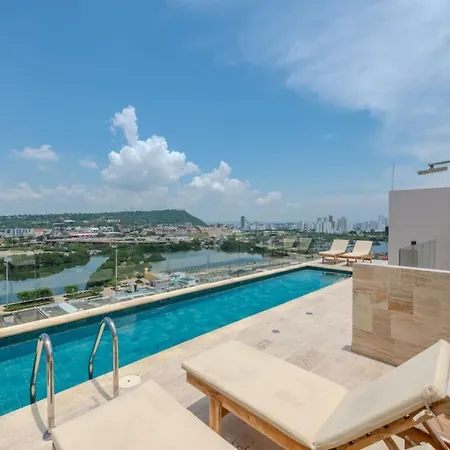 Apartamento Spacious Loft - Rooftop Pool - Old